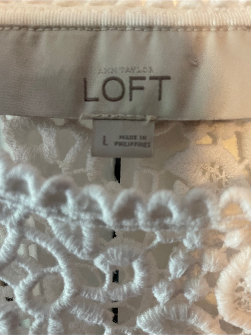Amazing LOFT White Crochet Lace Sleeveless Top - Picture 2 of 8